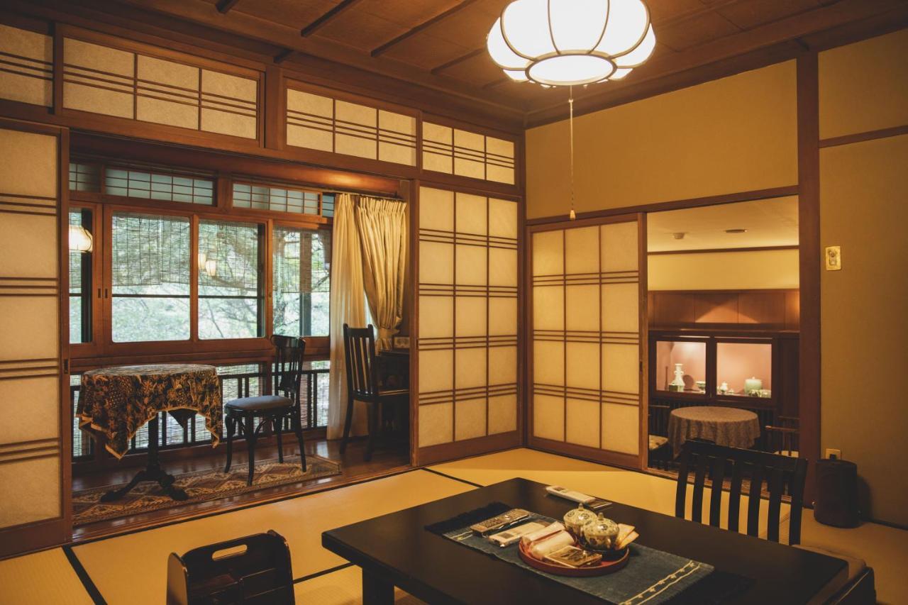 Arima Onsen Tocen Goshobo Hotel Kobe Exterior photo A traditional Japanese room